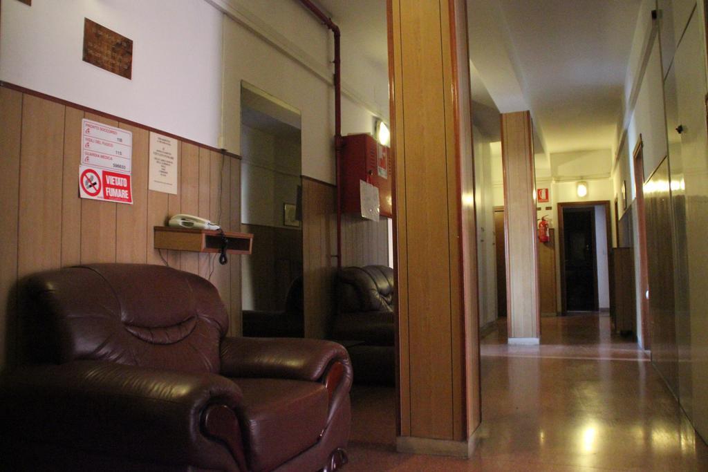 Nuovo Hotel San Martino Snc กาเซเลกคิโอ ดี เรโน ภายนอก รูปภาพ