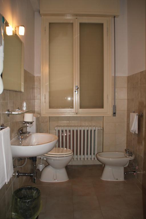 Nuovo Hotel San Martino Snc กาเซเลกคิโอ ดี เรโน ห้อง รูปภาพ